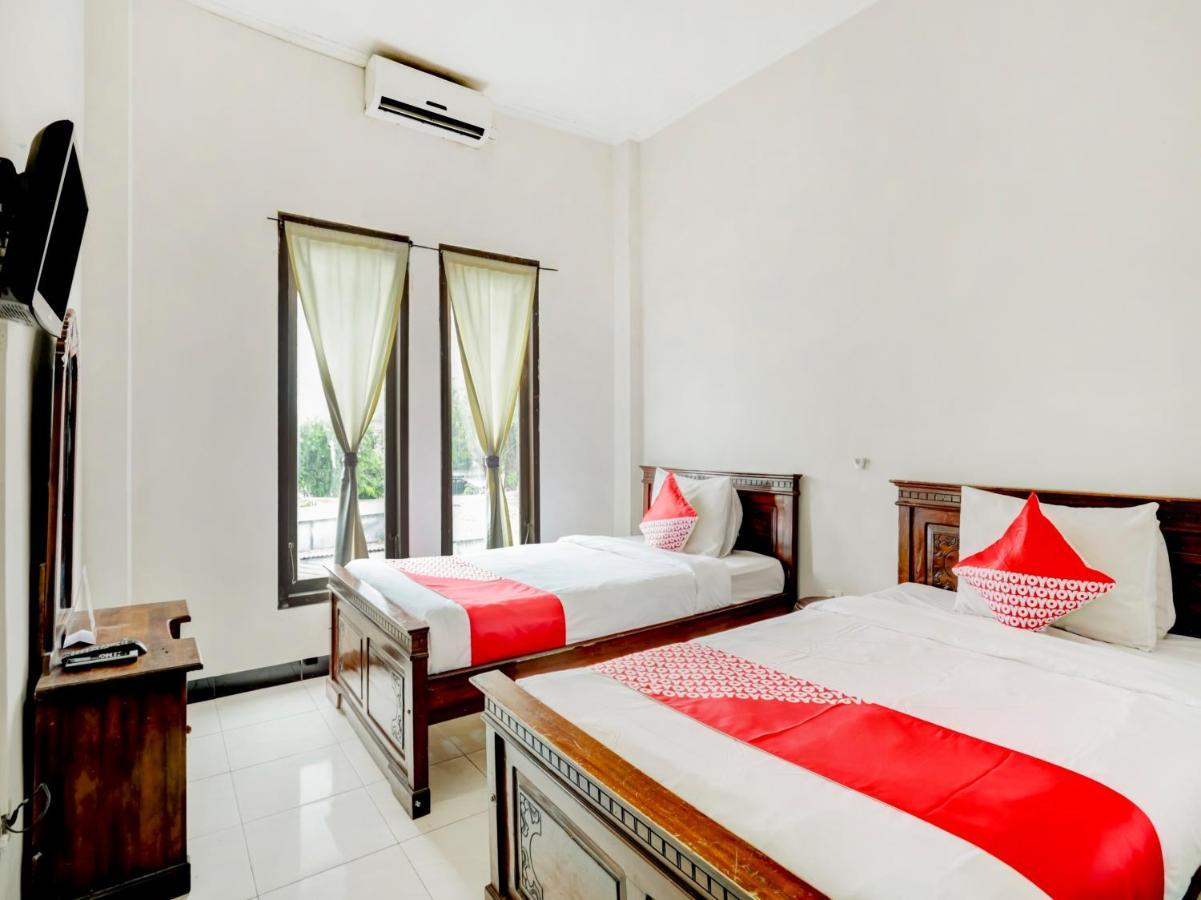 Hotel Warta Dua 丹帕沙 外观 照片