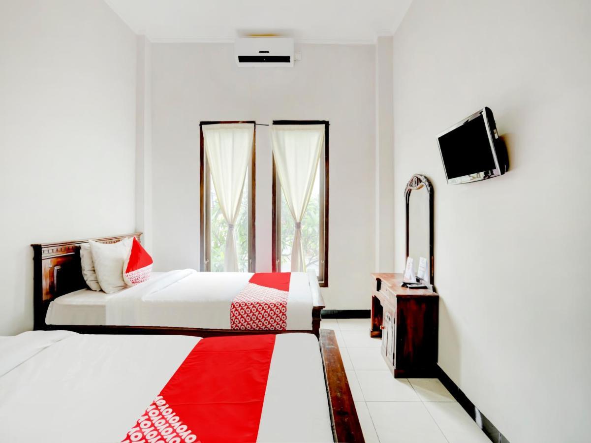 Hotel Warta Dua 丹帕沙 外观 照片