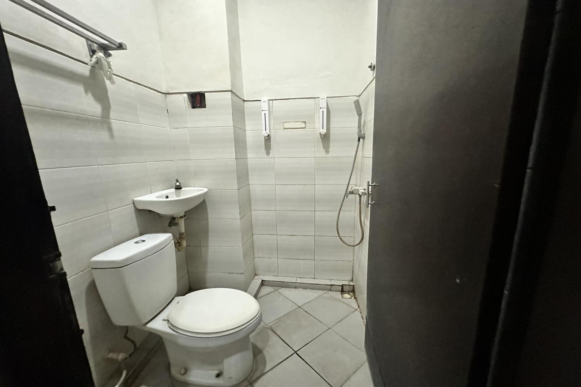 Hotel Warta Dua 丹帕沙 外观 照片